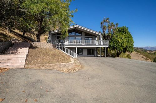 13595 Struzenberg Ct, Morgan Hill, CA 95037-9410
