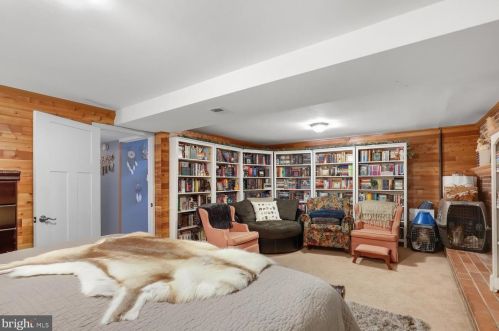 13705 Kerrydale Rd, Woodbridge VA  22193-4710 exterior