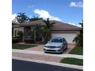 6792 111th Ave, Miami, FL 33178-3724