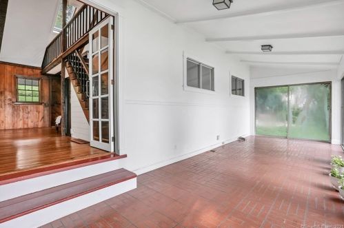 93 Boulevard Dr, Danbury CT  06810-7254 exterior