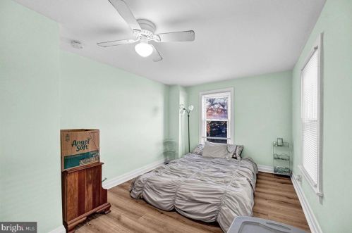 62 East St, Spring Grove PA  17362-1210 exterior