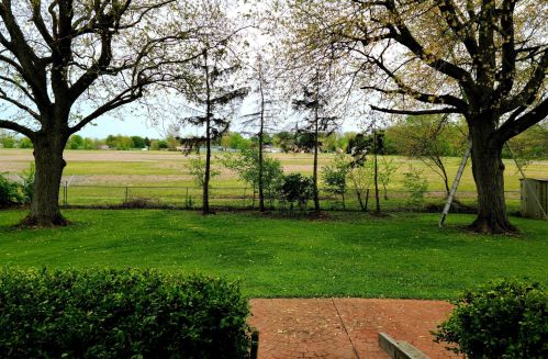 180 Lafayette St, London OH  43140-1162 exterior