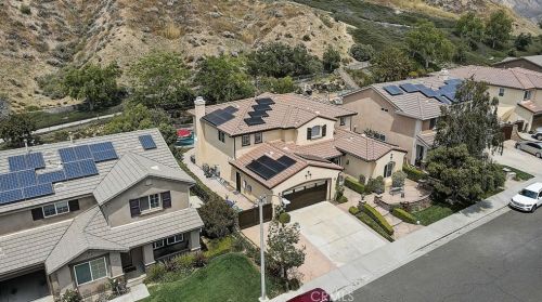 28968 Rock Canyon Dr, Santa Clarita CA  91390-5281 exterior