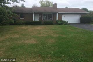 1248 Fox Den Dr, Chambersburg, PA 17202-2902
