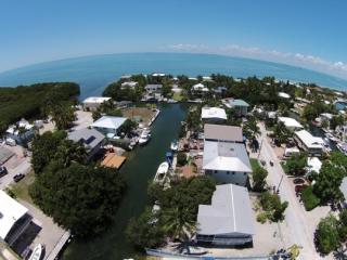 178 Nautilus Dr, Plantation Key, FL 33036-4207