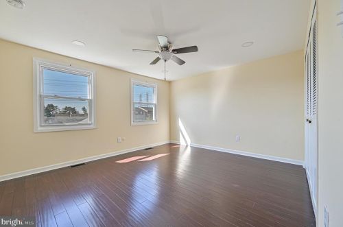 31 Niagara Ln, Willingboro NJ  08046-1249 exterior