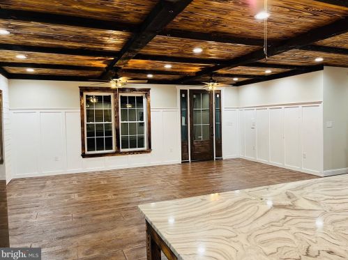 594 Baynesville Rd, Montross VA  22520-2325 exterior