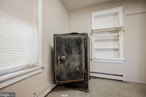 3110 Lancaster Ave, Wilmington DE  19805-1491 exterior