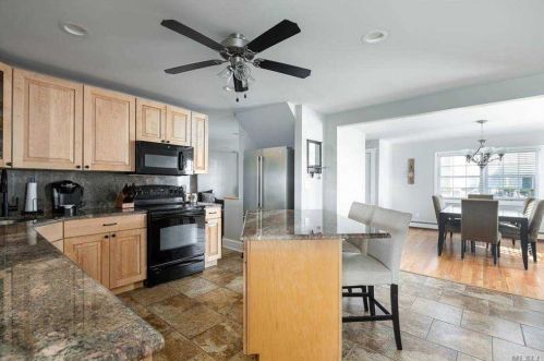 4204 Harriet Rd, Bethpage, NY 11714-6213