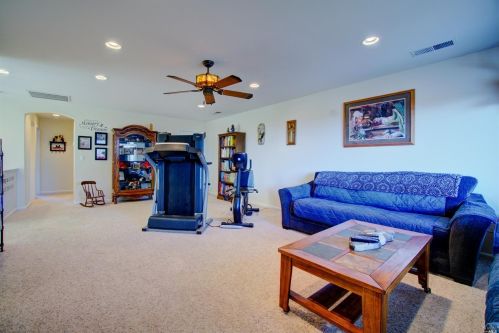 2979 Keeling Ave, Lakeport CA  95453-6804 exterior