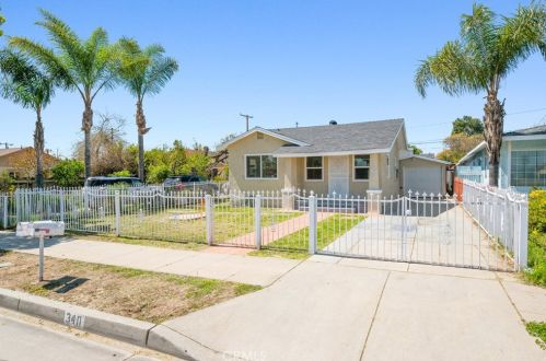 340 Willow Ave, Rialto CA  92376-5832 exterior