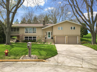 414 Blue Wing Cir, Horicon, WI 53032-1343