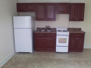 31 Wing Ave, Dover Plains, NY 12522-5352