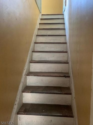 116 Watson Ave, East Orange NJ  07018-3306 exterior