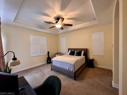 1430 Serrano Cir, Naples, FL 34105-4951