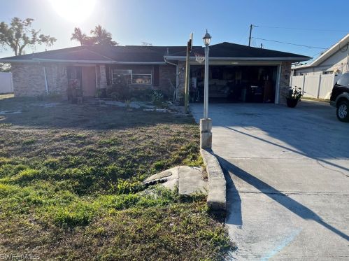 27670 Garrett St, Bonita Springs, FL 34135-4541