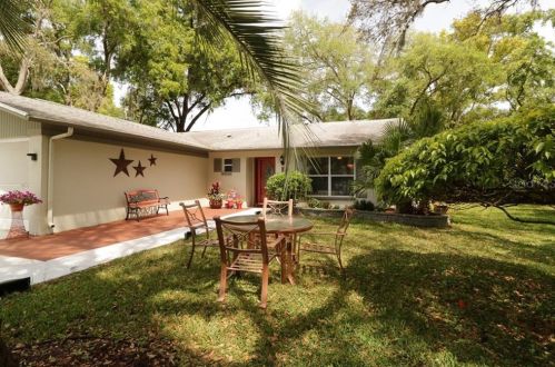 10534 Hardwood Ct, Port Richey, FL 34668-3021