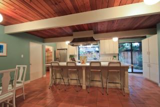 1030 Greenwood Ave, Palo Alto CA  94301-3408 exterior