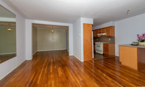 108-34 175th St, Jamaica, NY 11433-5722