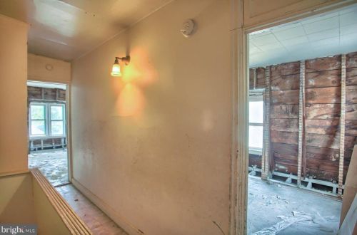 529 West St, Carlisle PA  17013-2838 exterior