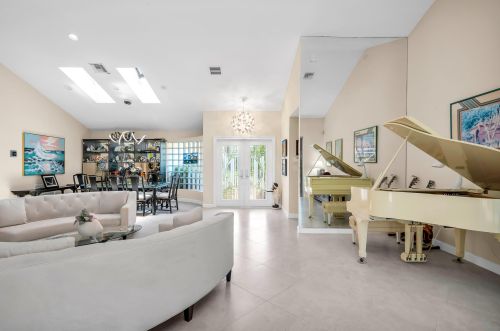 6806 Newport Lk Cir, Boca Raton FL 33496-3004 exterior