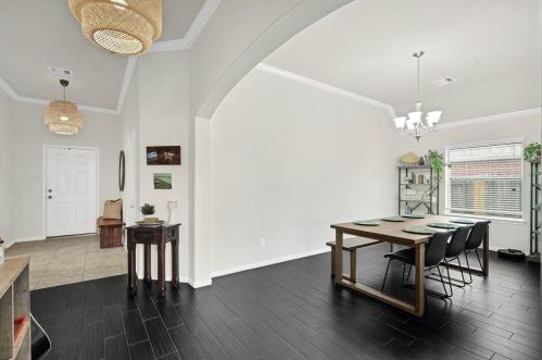 1813 Oakbranch Dr, Pearland, TX 77581-4272