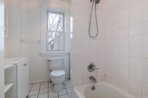 29 Battle Ave, White Plains NY  10606-1401 exterior