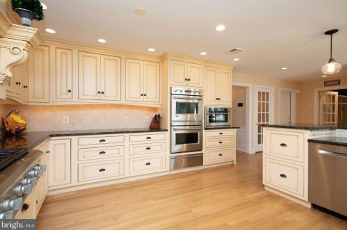 258 Aldrin Dr, Prospectville PA 19002-4101 exterior