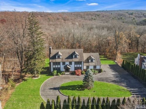 1994 Macopin Rd, West Milford NJ  07480-1932 exterior