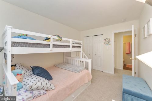 405 Franklin Ct, Collegeville PA  19426-2246 exterior