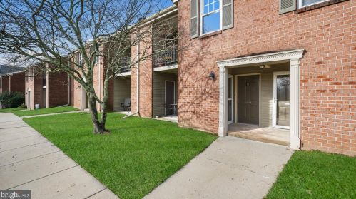 15 Hastings Dr, Blue Bell, PA 19422-2537
