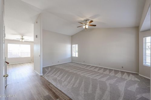 4231 Whispering Wind Dr, Glendale AZ  85310-5178 exterior