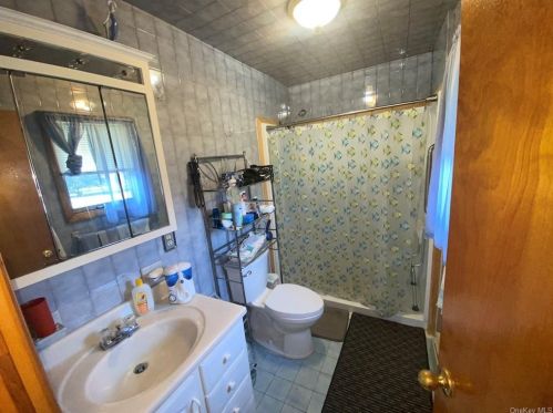 127 South St, Marlborough NY  12542-5630 exterior