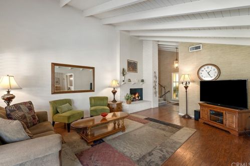 2403 Romneya Dr, Anaheim CA  92806-2229 exterior