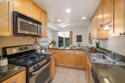 2645 Villa Cortona Way, San Jose CA 95125-6251 exterior