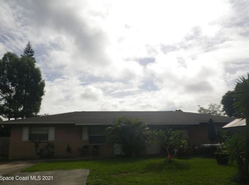 739 Lunar Lake Cir, Cocoa, FL 32926-5366
