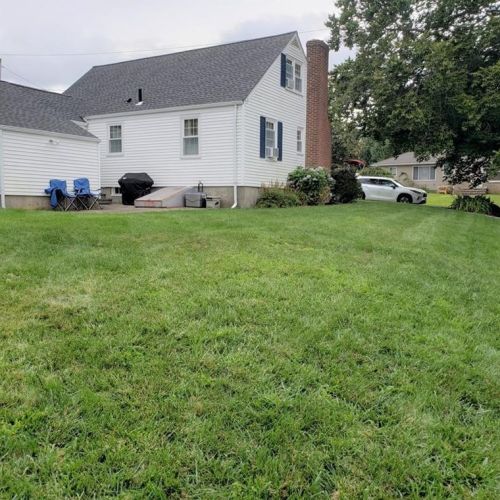 24 Plymouth Rd, North Providence RI  02904-5225 exterior