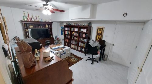 20831 22 Ct, Hollywood FL 33023-2927 exterior