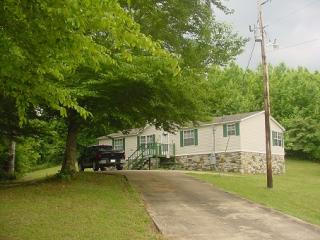 8196 Suckstem Branch Rd, Lawrenceburg, TN 38464-6692