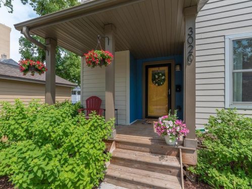 3020 4th St, Minneapolis, MN 55411-1516