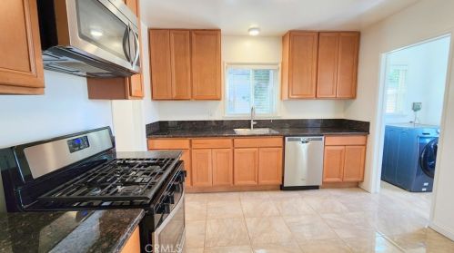 409 Wayne Ave, Fullerton CA  92833-2420 exterior