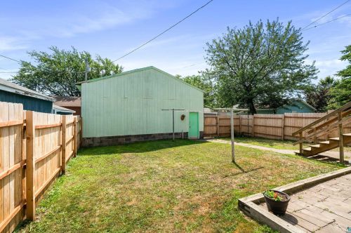 9242 Vinland St, Duluth MN  55810-1533 exterior