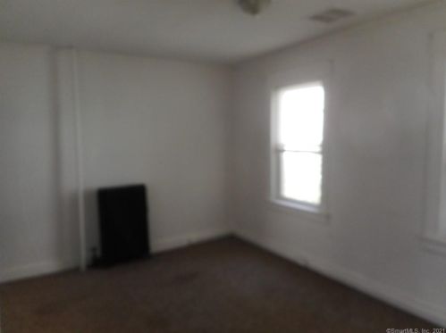 168 Main St, Putnam CT  06260-2315 exterior