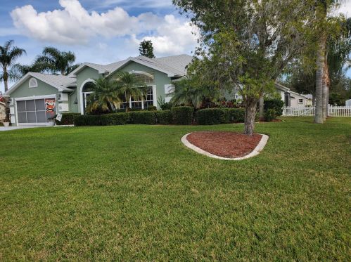 6692 Dickinson Ter, Fort Pierce, FL 34952-8260