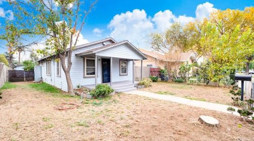 625 Laurel Ave, Ontario, CA 91762-3216