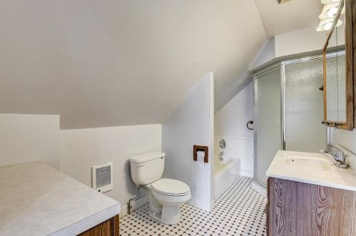 2651 60, Milwaukee WI 53219-3151 exterior