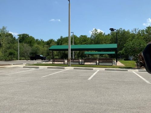 7340 Coventry Ct, Naples FL  34104-6726 exterior