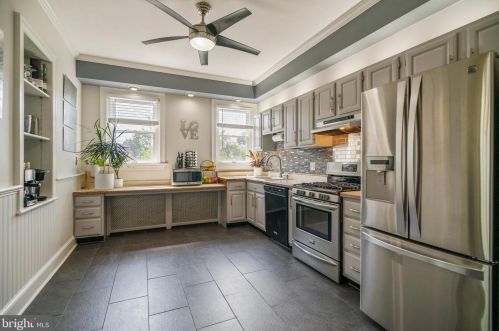 16 5 St, Lansdale PA 19446-2425 exterior