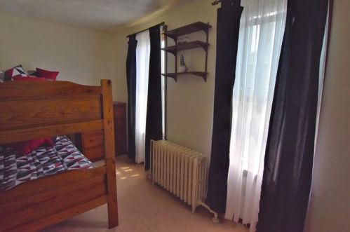 2329 Clinton St, Whitaker PA  15120-2662 exterior