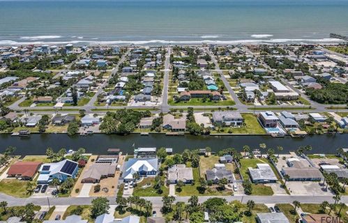 144 Palmetto Ave, Flagler Beach, FL 32136-3303